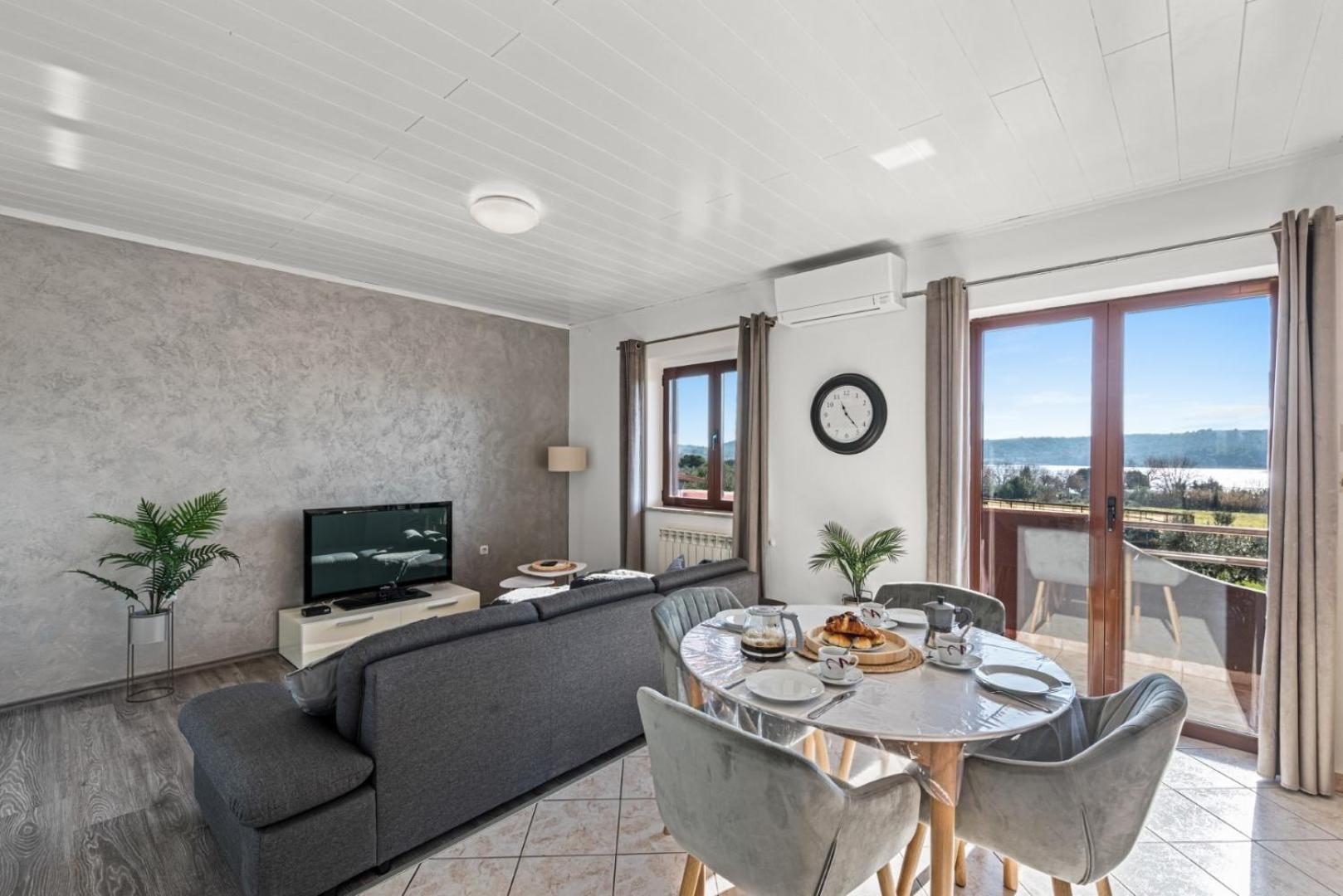 Sea View Apartments With Shared Pool Pomer Exterior photo
